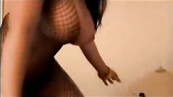 British Man-Leah Jaye - Cumdog Milliionaire-Scene 5.