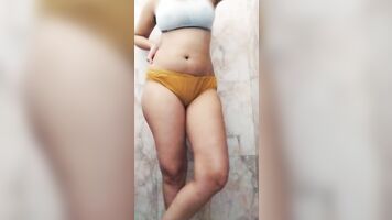 Beti ko chodne ka plan banane laga baap
